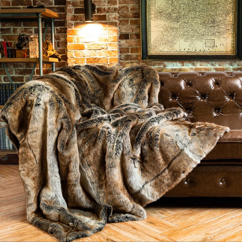 Aurista Flow Fur Blanket